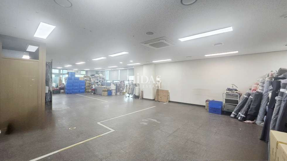 서울 성동구 성수동2가 성수동 카페거리 위치 대형평수, 2개 호실 임대, 분할임대 가능 월세 매물번호 10094 사진 6