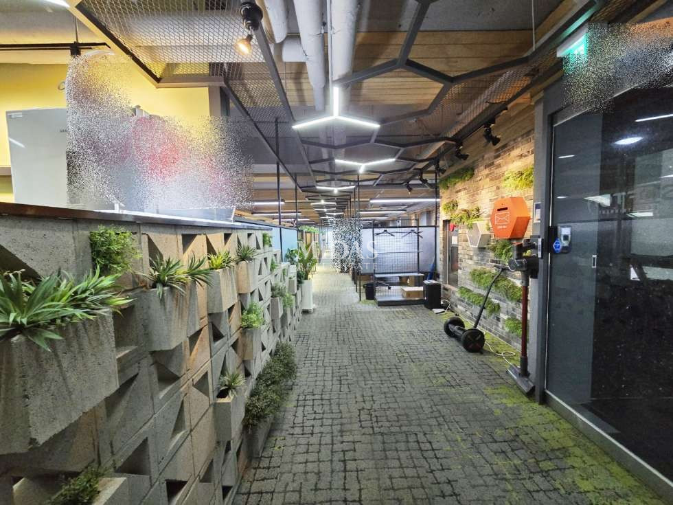서울 강남구 삼성동 H IT기업 모여 있는 건물입니다. 인테리어 무상인수 가능합니다. 월세 매물번호 10707 사진 1