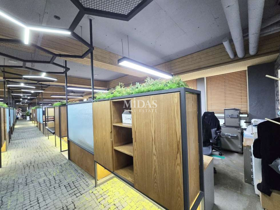 서울 강남구 삼성동 H IT기업 모여 있는 건물입니다. 인테리어 무상인수 가능합니다. 월세 매물번호 10707 사진 2