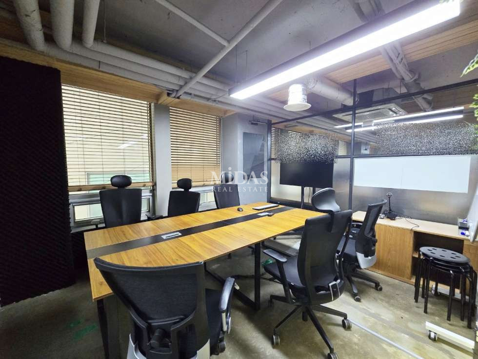 서울 강남구 삼성동 H IT기업 모여 있는 건물입니다. 인테리어 무상인수 가능합니다. 월세 매물번호 10707 사진 5