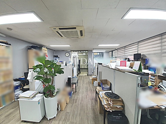서울 서초구 서초동 JM 교대역5분 대로변 룸2 인테리어 완비된 사무실 월세 매물번호 10750 사진 2