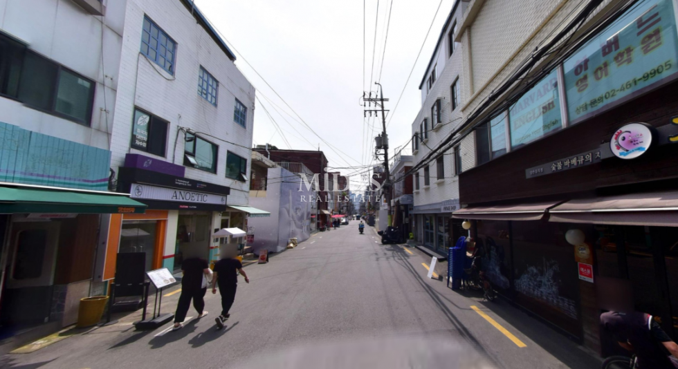 서울 성동구 성수동1가 연무장길 메인 노출 잘 되는 33평 1층 상가 월세 매물번호 10950 사진 1