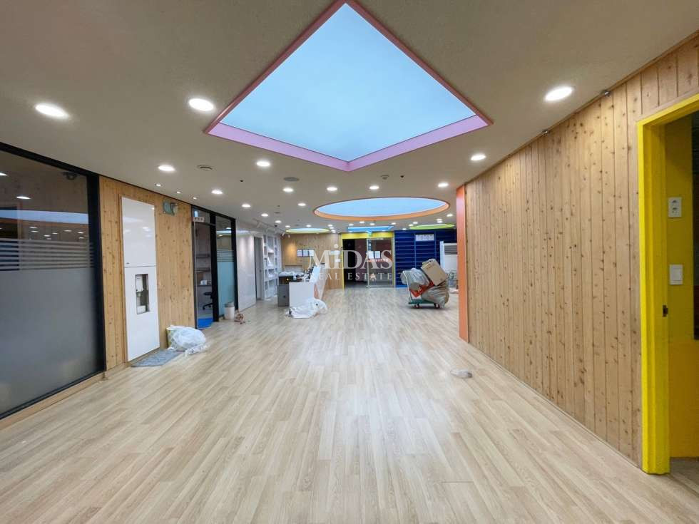 서울 송파구 방이동 잠실역 O 역세권 O 대형O 전용126O 사무실O 상가O 월세 매물번호 10408 사진 4