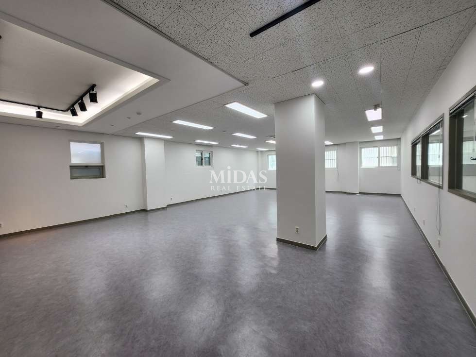 서울 성동구 성수동2가 전용144 대형 사무실 + 물류 편한 화물 E/V 有 월세 매물번호 10728 사진 14