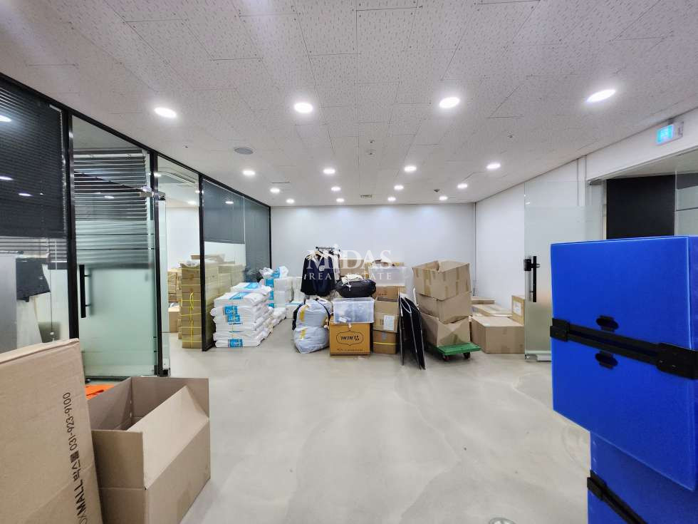 서울 성동구 성수동1가 서울숲역 도보 3분 + 유리룸2 + 발코니 확장 + 8월 21일 이후 입주 가능 월세 매물번호 10723 사진 7