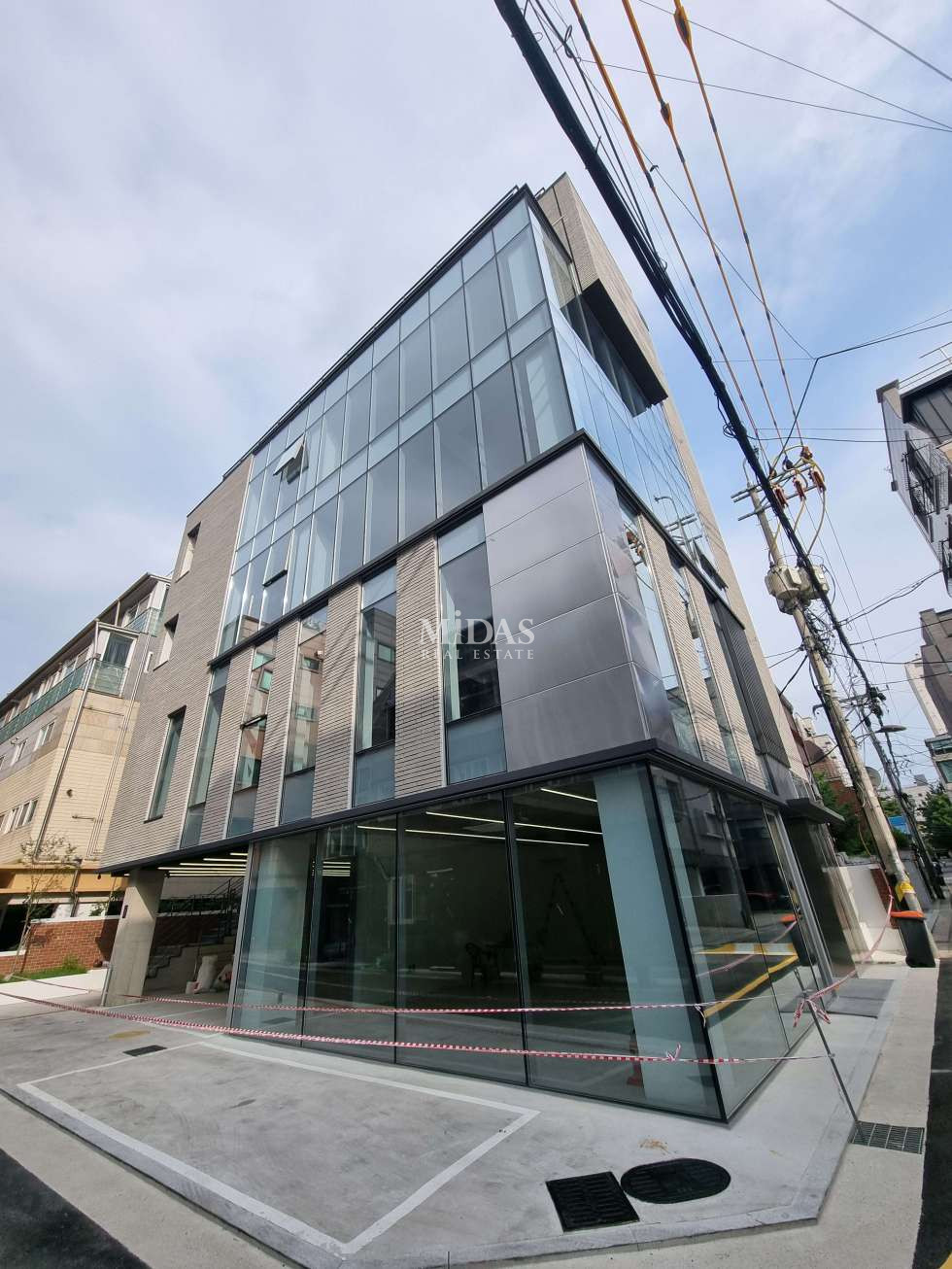 서울 강남구 역삼동 주건축물제1동 역삼초 사거리 신축 통임대 월세 매물번호 10505 사진 2
