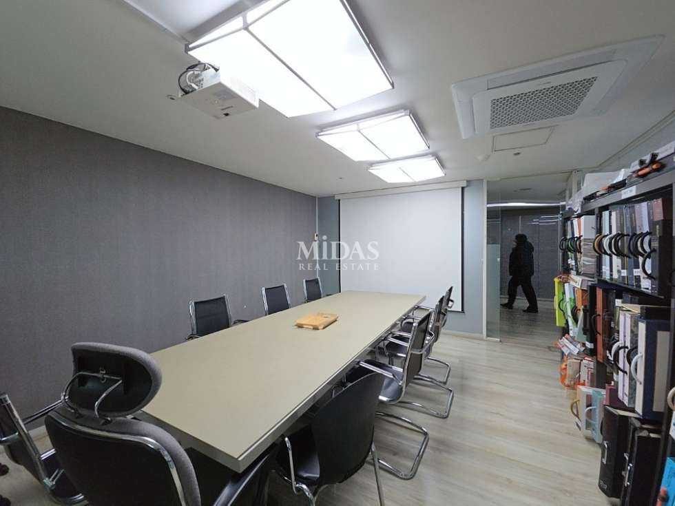 서울 강남구 논현동 선정릉역 역세권, 대로변 가성비 사무실 임대 ♡ 월세 매물번호 11048 사진 3