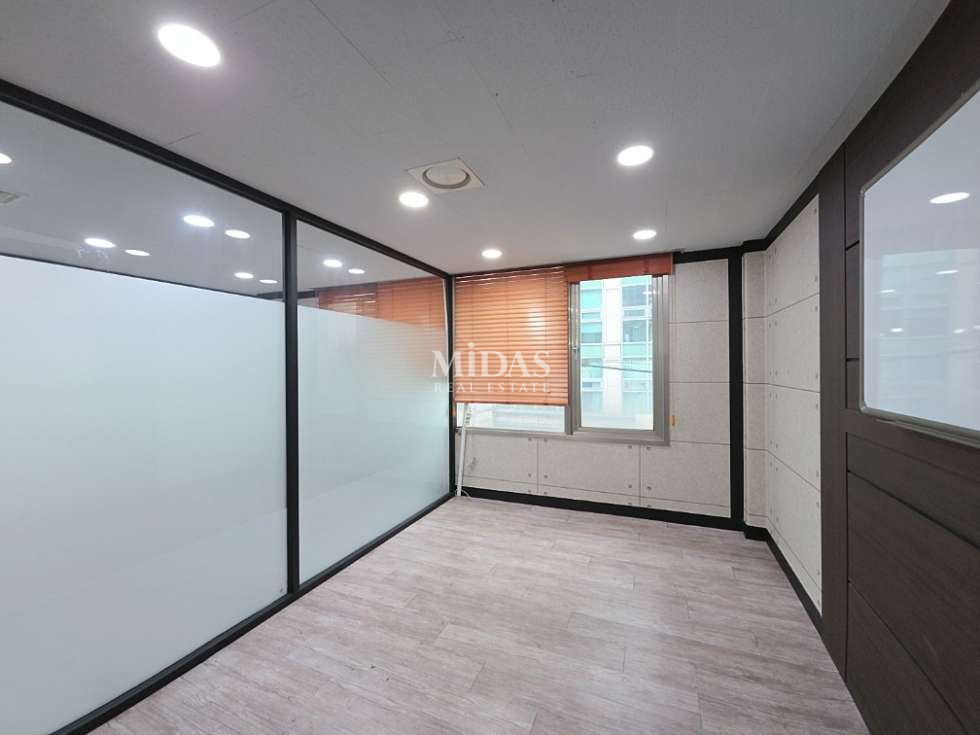 서울 강남구 논현동 논현동 인테리어 및 자주식 주차 완비 월세 매물번호 11052 사진 3