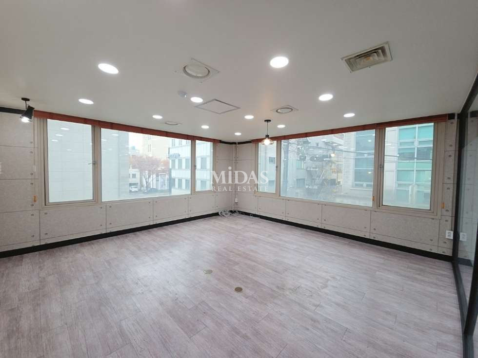 서울 강남구 논현동 논현동 인테리어 및 자주식 주차 완비 월세 매물번호 11052 사진 8