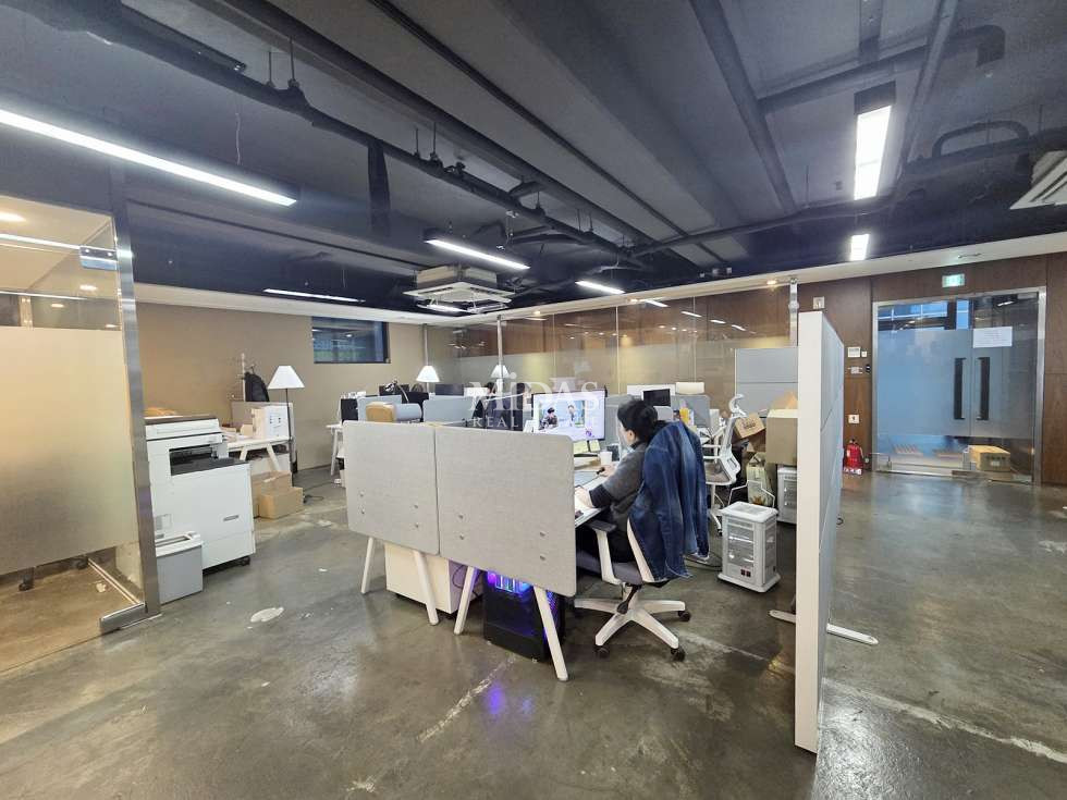 서울 강남구 대치동 삼성역 2분 인테리어 무상권리 40평 사무실 추천 월세 매물번호 11081 사진 4