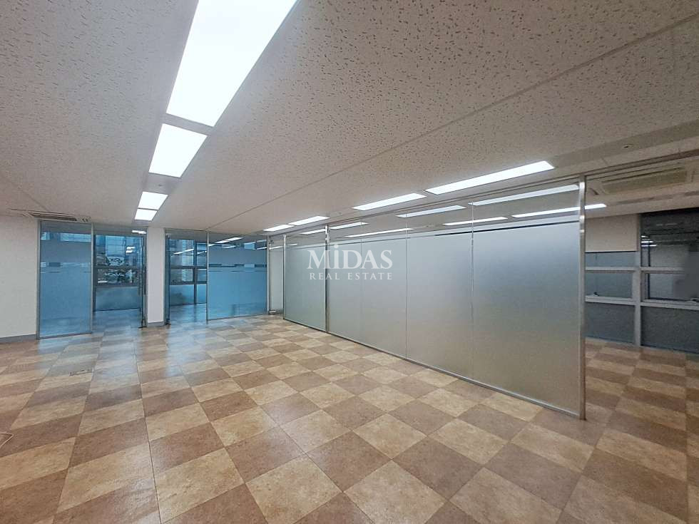 서울 강남구 역삼동 언주로 대로변 위치 전용 60P 룸 다수 인테리어 월세 매물번호 10791 사진 4