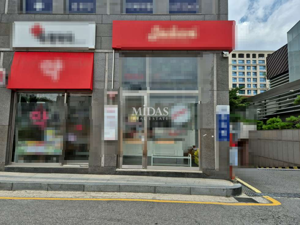 서울 강남구 대치동 I A급 입지 I 핵심 상권 I 저렴한 임대료 I 접근성 우수 I 월세 매물번호 10128 사진 1