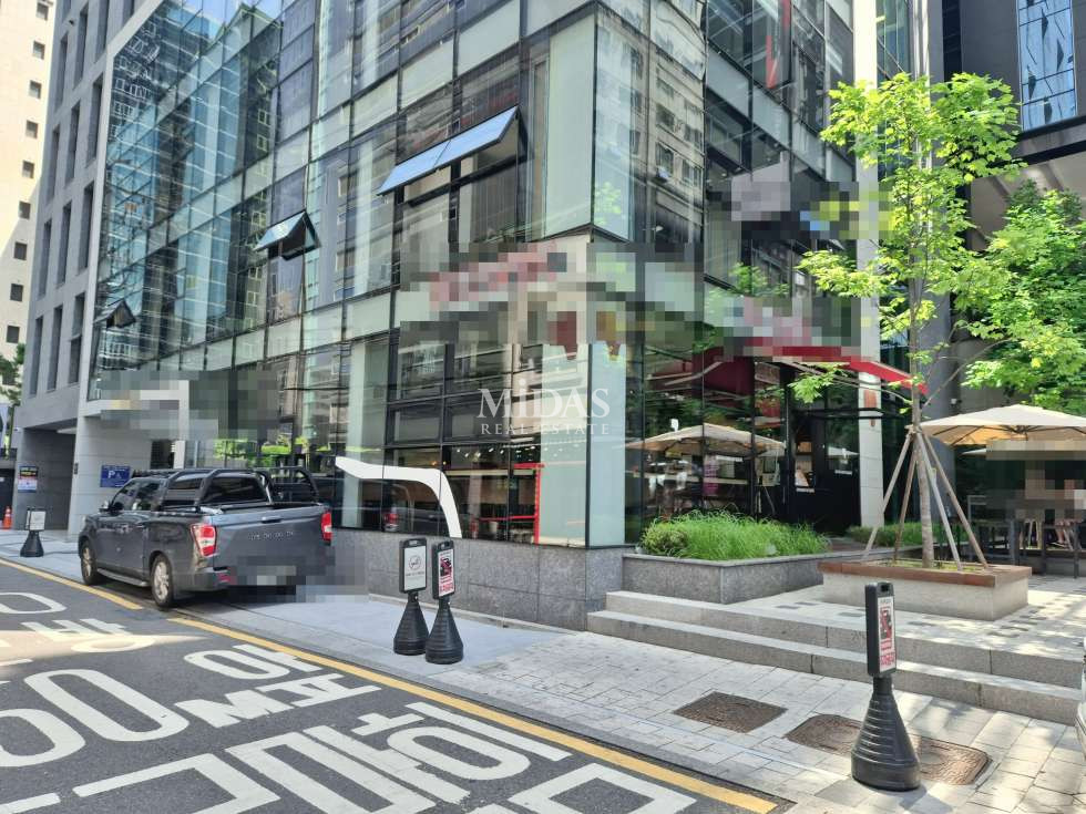 서울 강남구 역삼동 I A급 입지 I 핵심 상권 I 저렴한 임대료 I 접근성 우수 I 월세 매물번호 10077 사진 1
