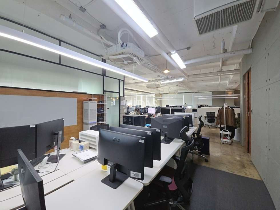 서울 강남구 논현동 사진有, 언주역0.1초, 대로변대형, A급인테리어, 주차2대 월세 매물번호 11054 사진 7
