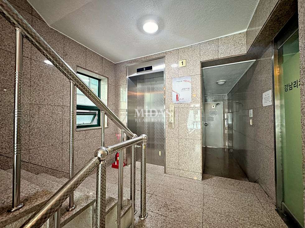 서울 강남구 논현동 57, 창일빌딩 논현동 가구거리 인테리어 인수가능 사무실 월세 매물번호 10949 사진 5
