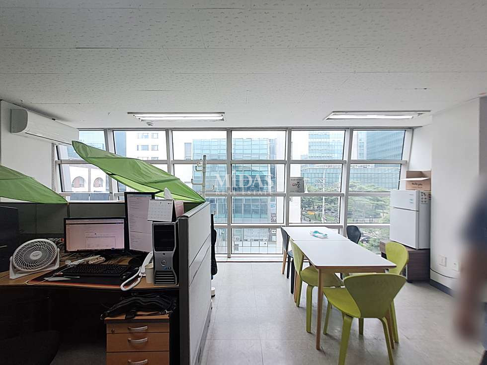 서울 강남구 대치동 포스코 사거리 인테리어 有 룸 다수 월세 매물번호 10786 사진 4