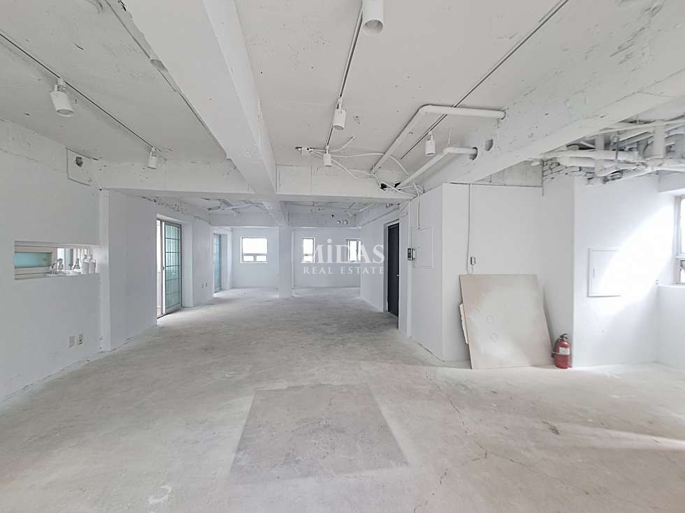 서울 강남구 신사동 세로수길 다양한 업종 가능 월세 매물번호 10780 사진 2