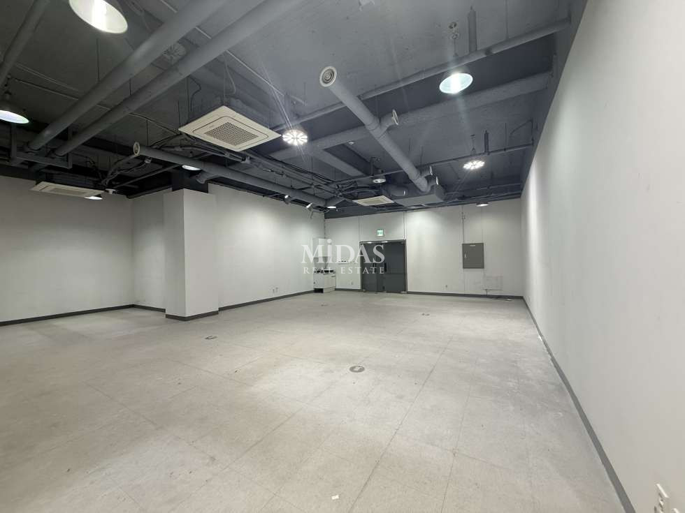 서울 성동구 성수동1가 656-334 (서울숲 M타워) 【 실32평ㅣ서울숲역3분ㅣ층고높은ㅣ창고겸 사무실 】 월세 매물번호 11163 사진 1