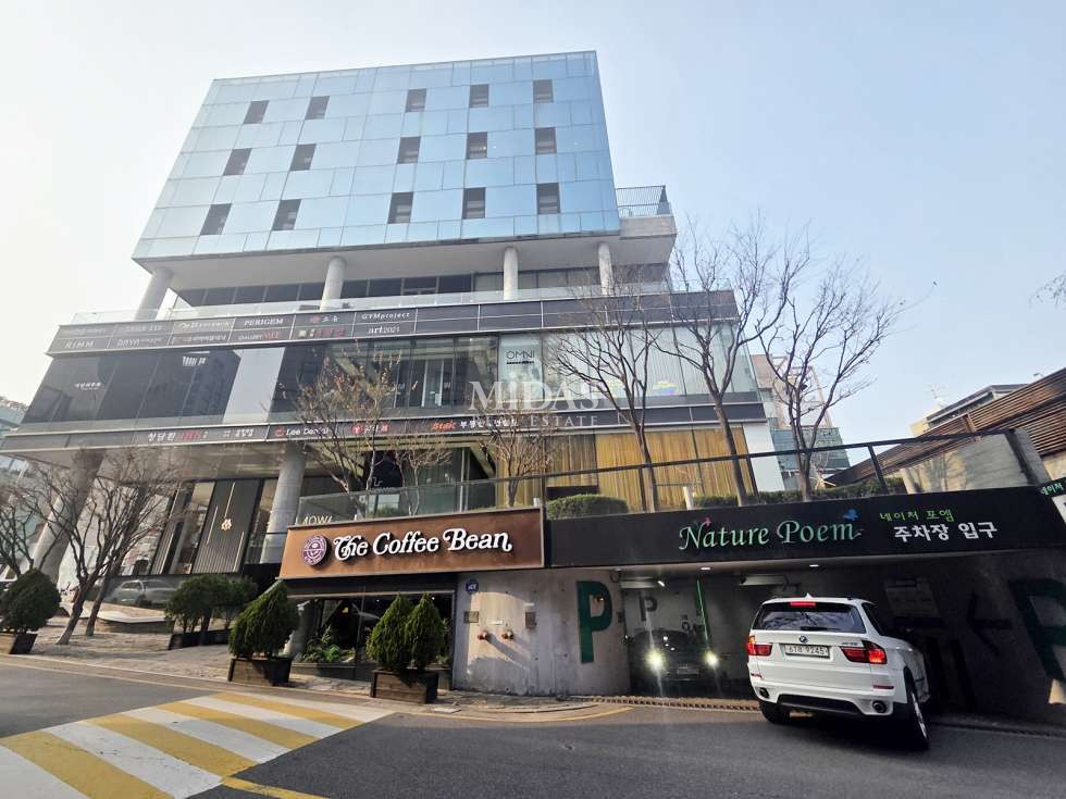 서울 강남구 청담동 청담사거리 대로변 설명필요없는 네이처포엠 월세 매물번호 11196 사진 2