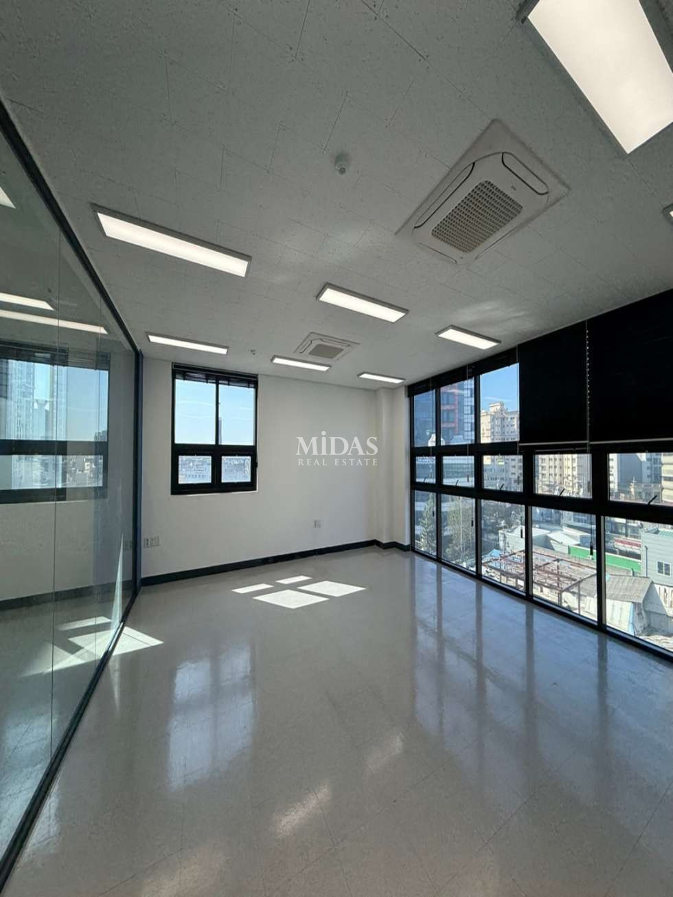 서울 성동구 성수동2가 257-2 【 ㅣ실79평ㅣ단독층ㅣ층고높은ㅣ1.5톤화물엘베+카리프트ㅣ】 월세 매물번호 11225 사진 24