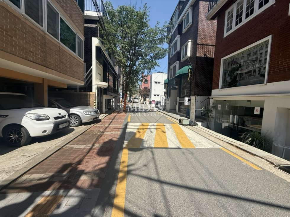 서울 성동구 성수동1가 【 성수동 서울숲 아뜰리에 메인 + 뜨거운 상권!! 】 매매 매물번호 11268 사진 2