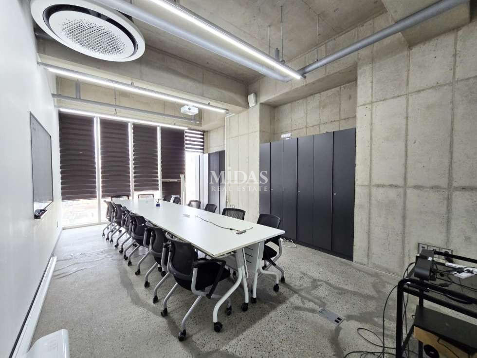 서울 강남구 삼성동 44-17 H 디자인 건물, 인테리어 너무 잘 되어 있는 채광,뷰 좋은 사무실입니다 월세 매물번호 10091 사진 1